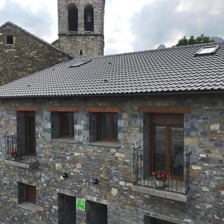 Bestue-ordesa شقة *