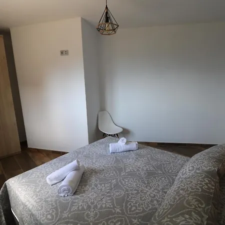 Bestue-ordesa شقة Bestué